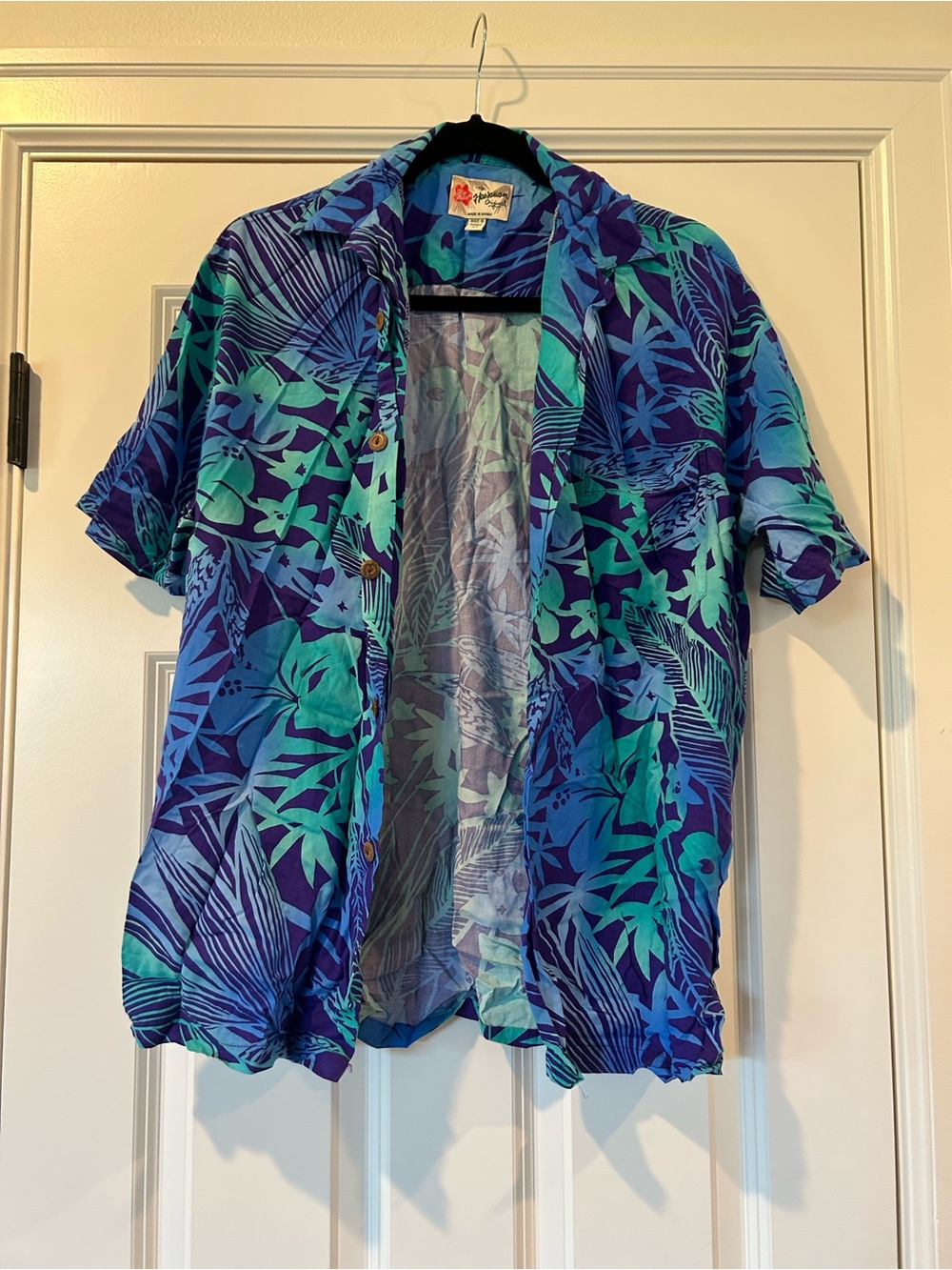 Hilo Hattie Blue & Teal Tropical Short-Sleeve Button-Down Shirt